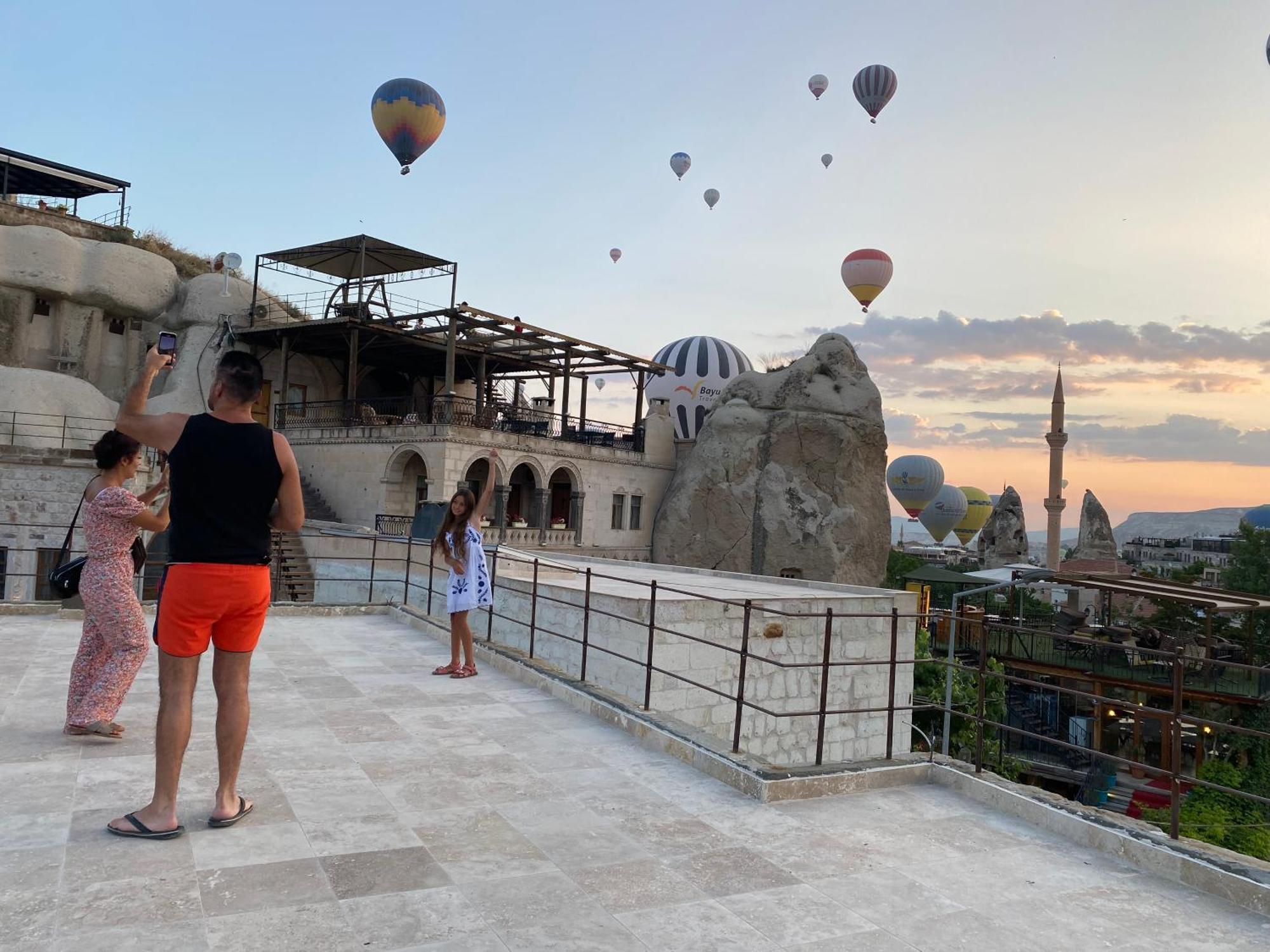 Goereme Escape Cave Suites Ngoại thất bức ảnh