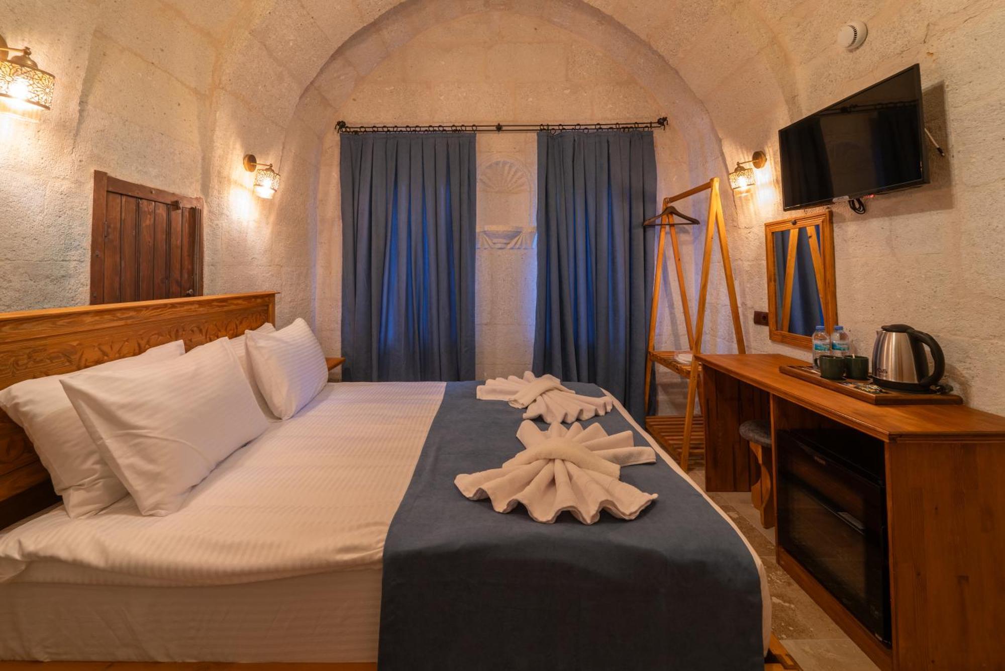 Goereme Escape Cave Suites Ngoại thất bức ảnh
