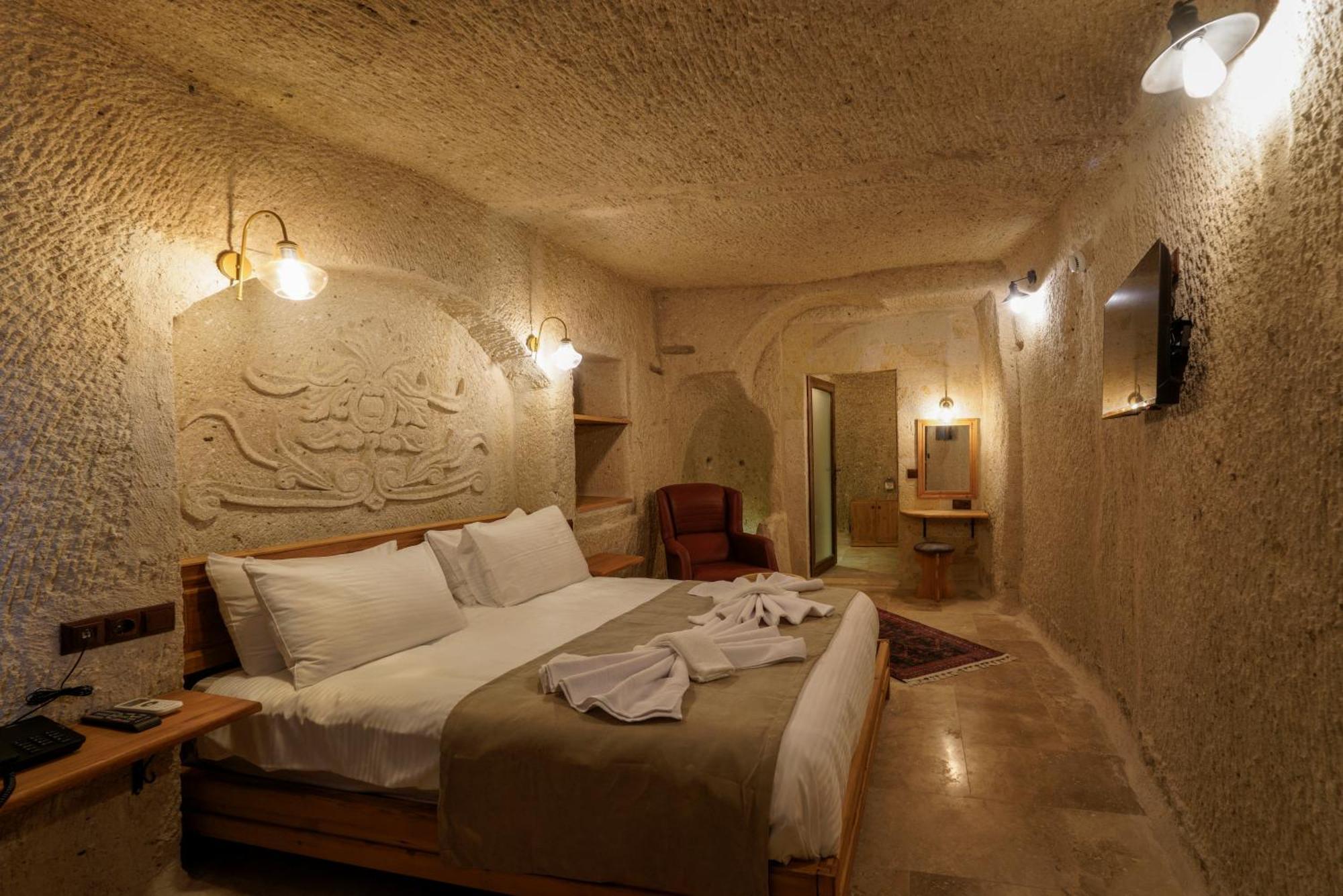 Goereme Escape Cave Suites Ngoại thất bức ảnh