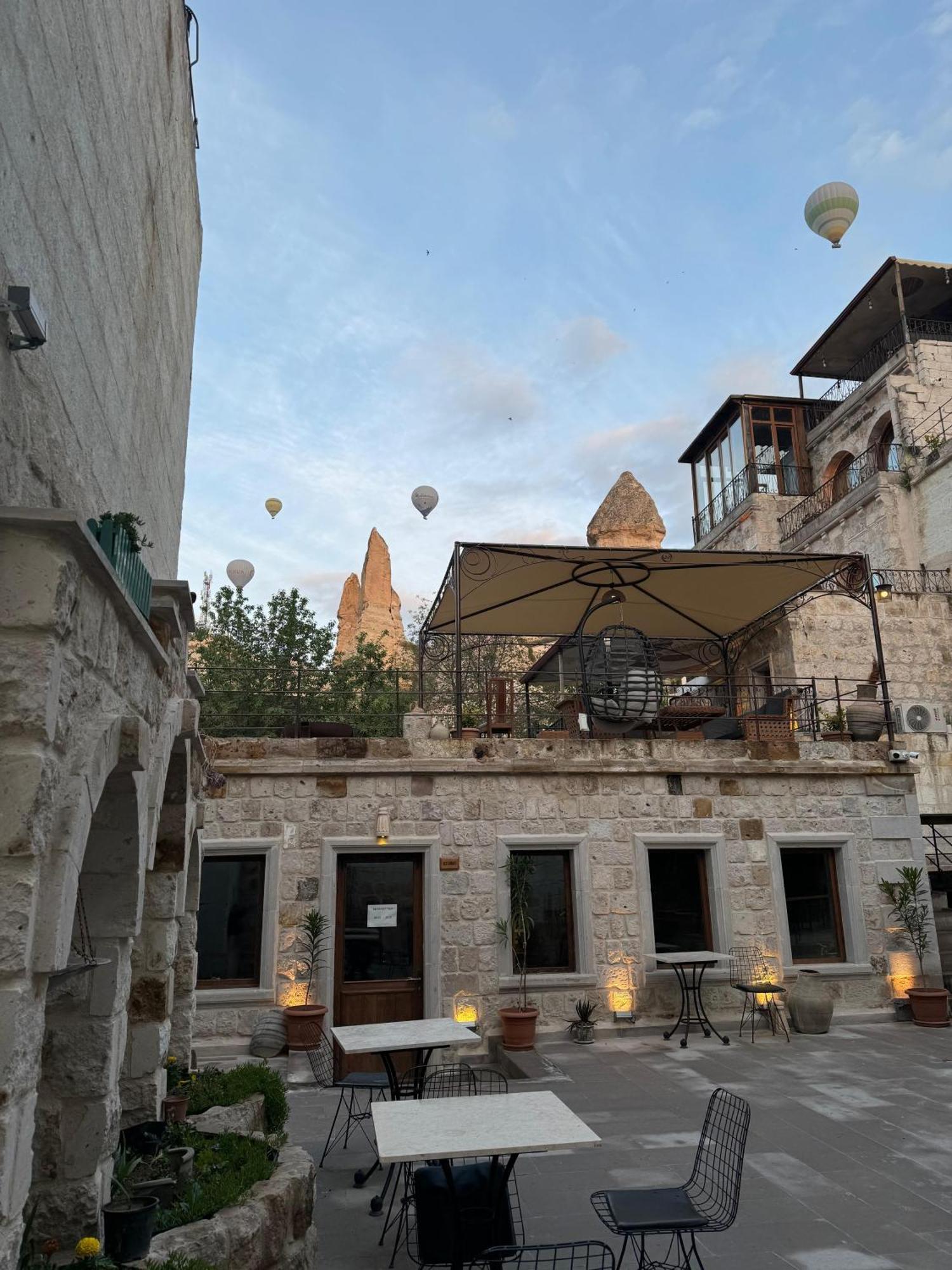 Goereme Escape Cave Suites Ngoại thất bức ảnh